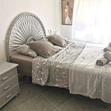 Apartamento Maria Los Locos Torrevieja Exterior foto